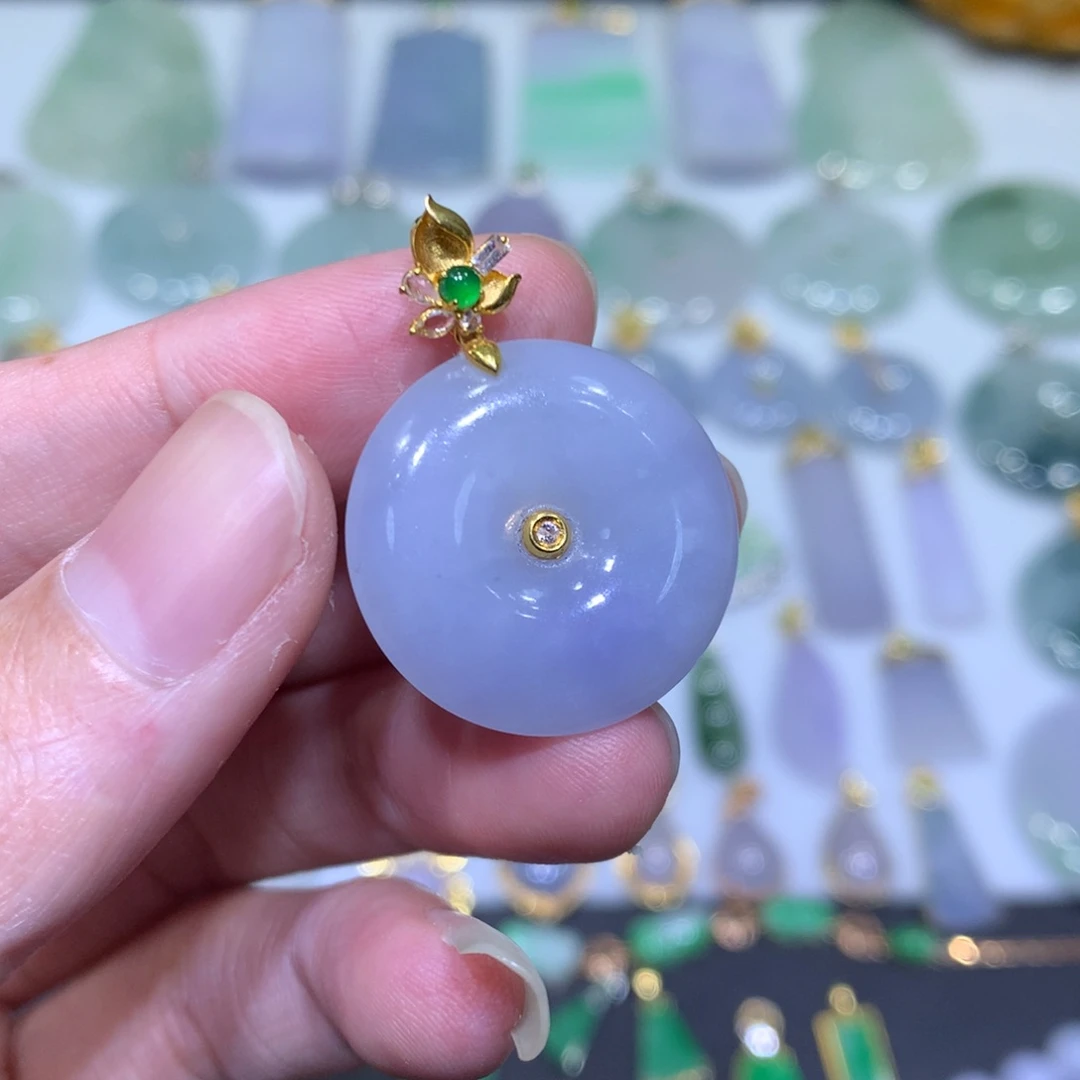翡翠吊坠(不含链)18K金镶嵌
