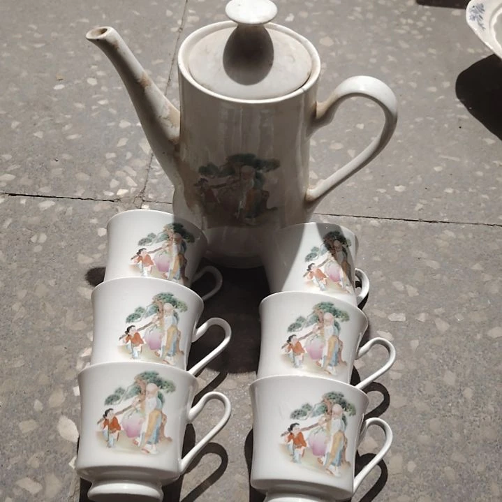 盘陶瓷盘子碗啥都有