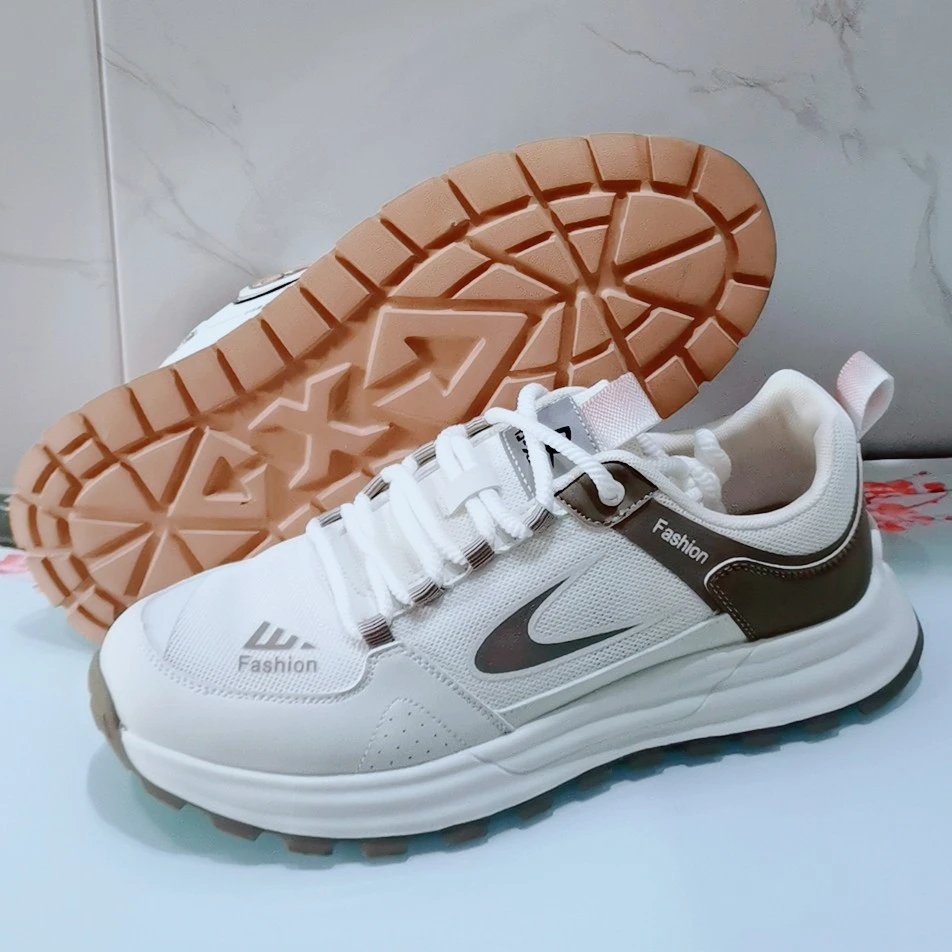 登翔加大码运动休闲鞋早秋款时尚网面休闲风健步鞋轻便透气防滑