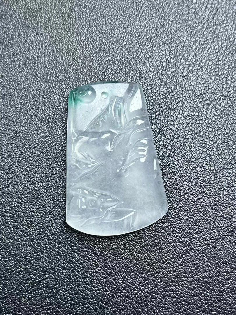如意工厂甄选--高品质俏色冰飘蓝花山水牌吊坠-SSP01多样性发货