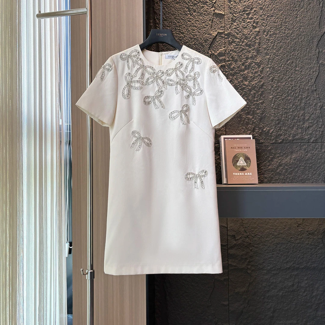 *208 气质网红时尚连衣裙E02129