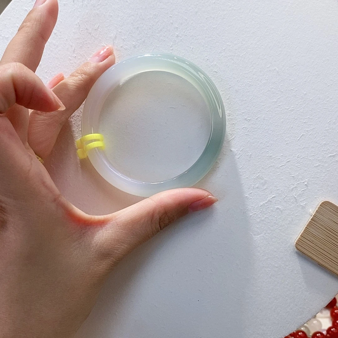 手镯玛瑙/玉髓未镶嵌54.8