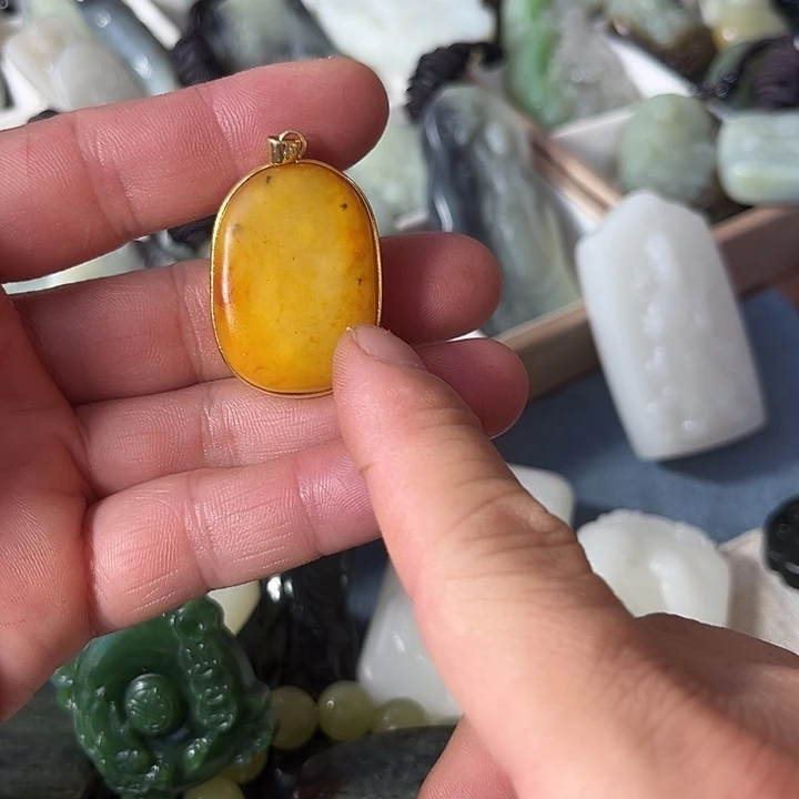 和田玉未镶嵌颈饰
