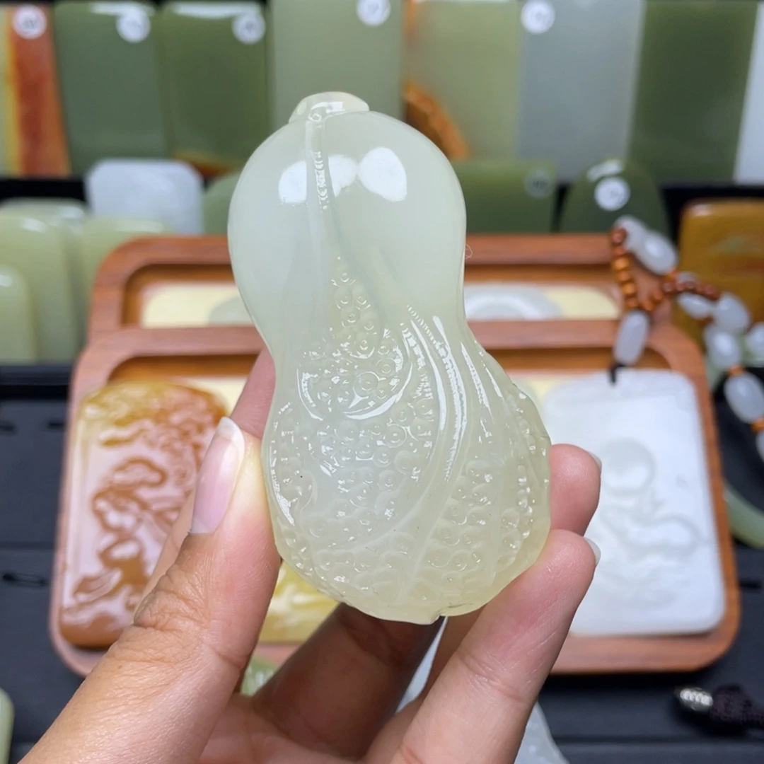 千***瓣平安无事手把件白菜