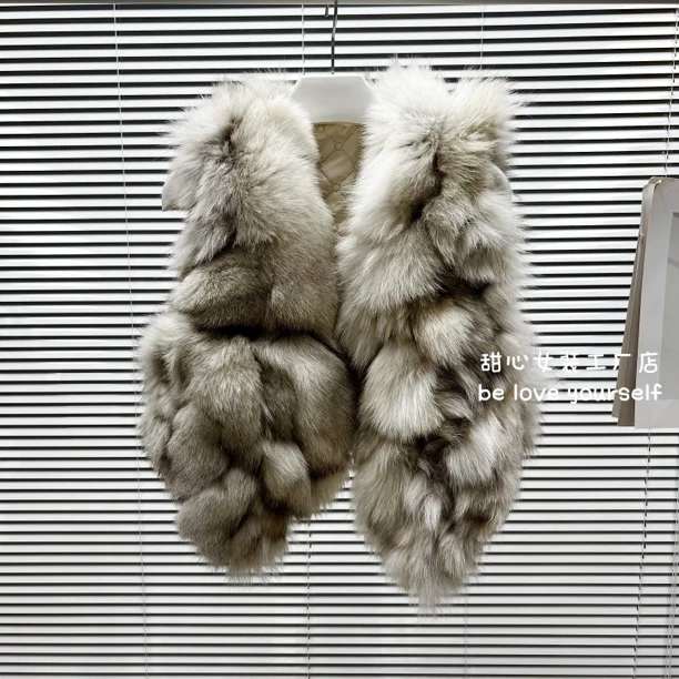 甜心家新款高级感狐狸毛真毛马甲女车条款蓬松气质时尚外搭短款