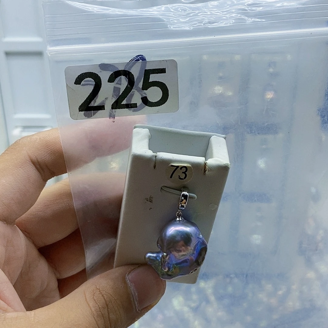 淡水珍珠合金颈饰