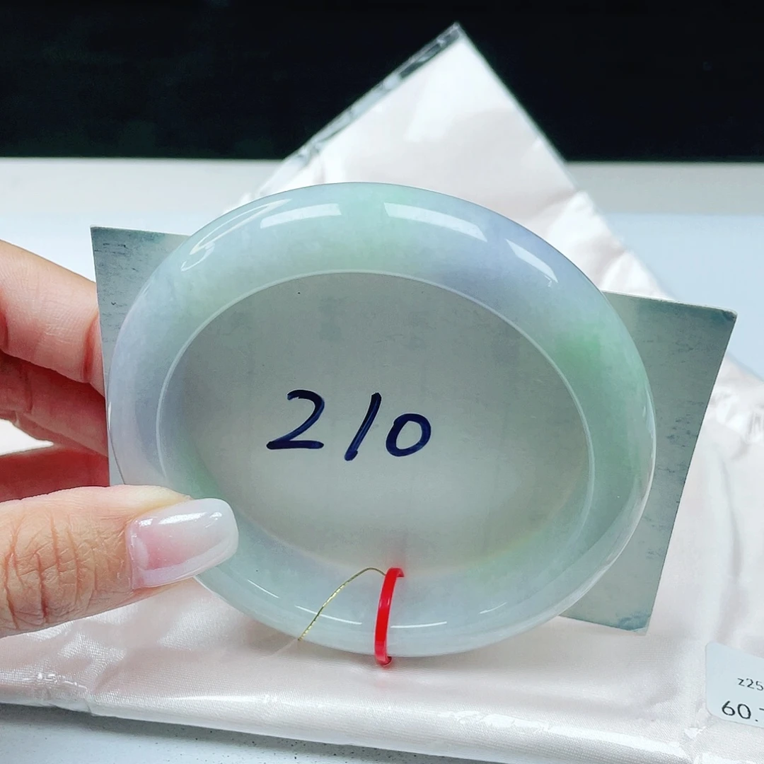 翡翠未镶嵌手镯 正圈60+