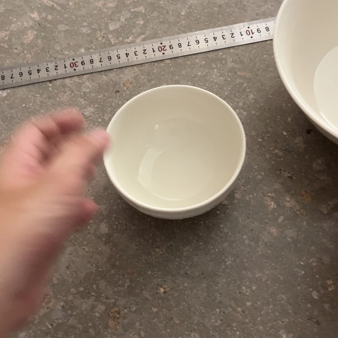 白瓷麻布纹暖白5寸米饭碗