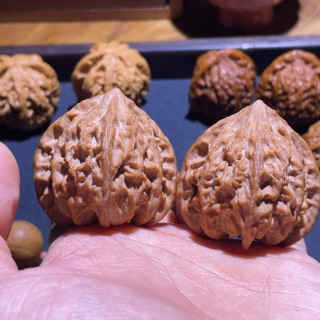 不***困文玩核桃吊坠43老款灯笼