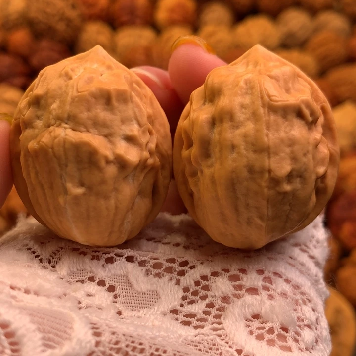 文玩核桃吊坠28哦哦哦哦