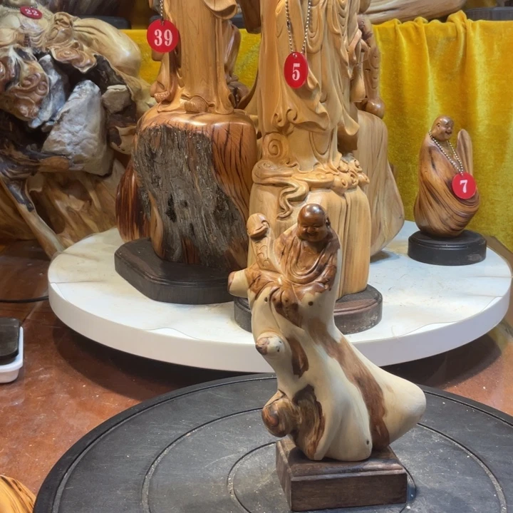 柏木（崖柏）崖柏   弥勒