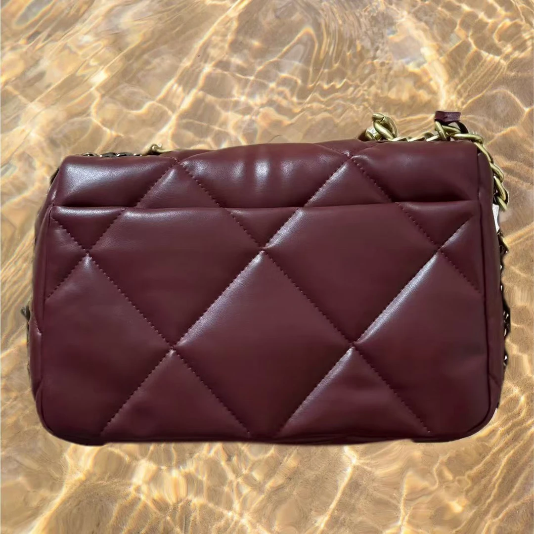 红色菱格链条包包- A055