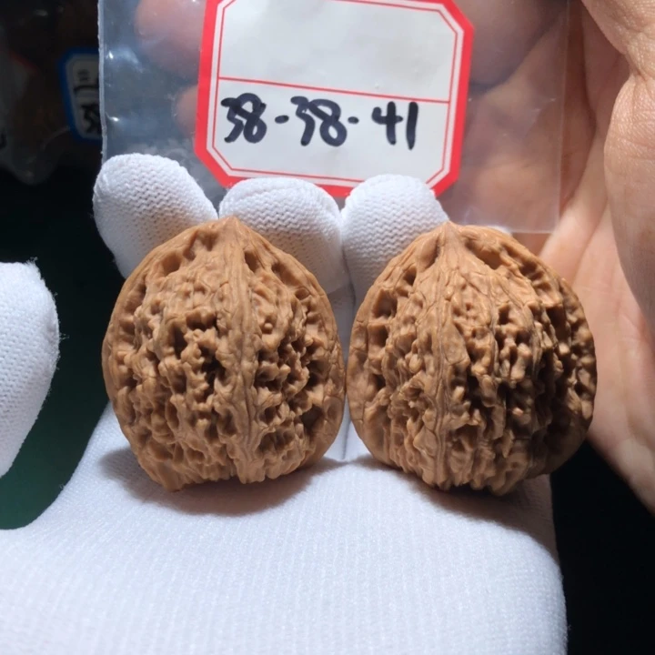 文玩核桃吊坠南疆4