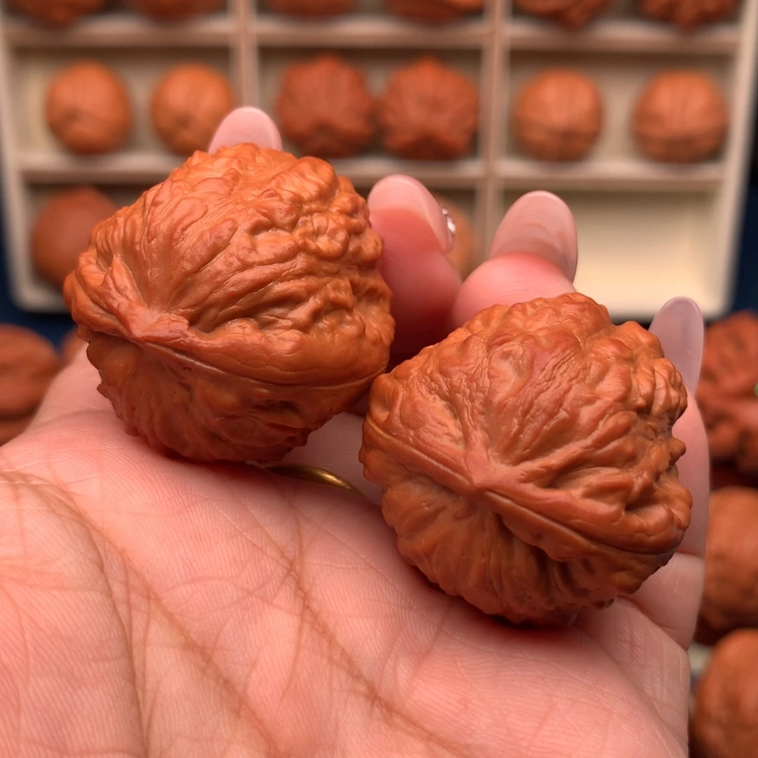 把件文玩核桃红锦鲤