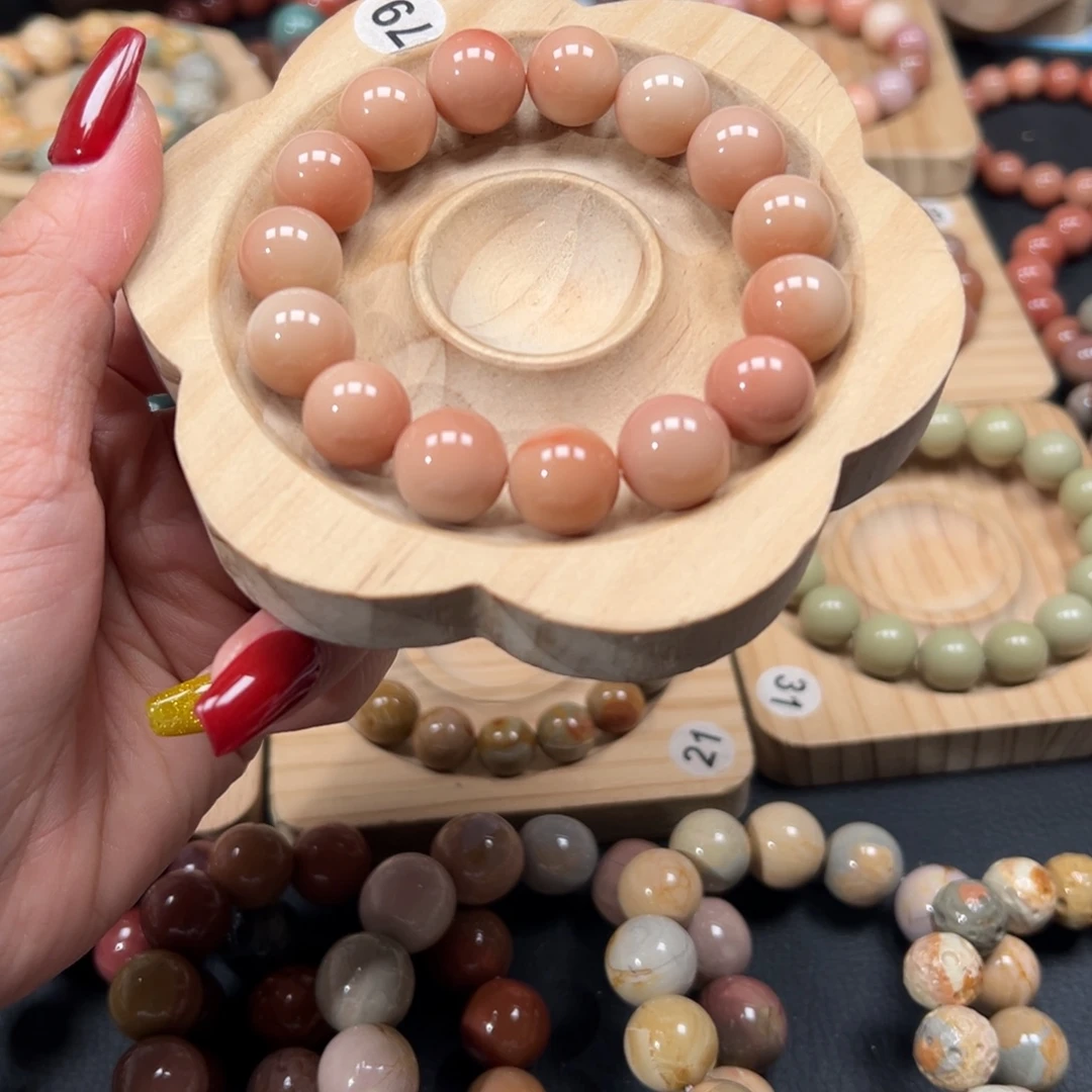 S***a石英质玉未镶嵌手链188