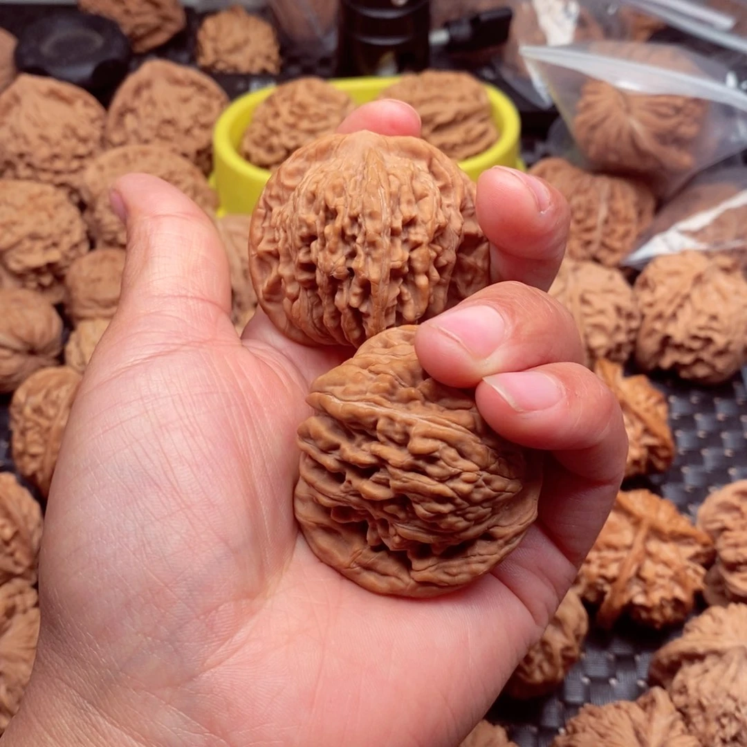 吊坠桃核Z****L文玩核桃