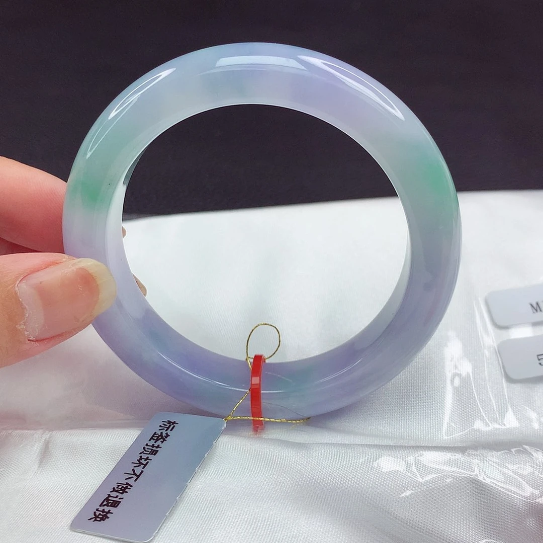 翡翠手镯未镶嵌53圈654