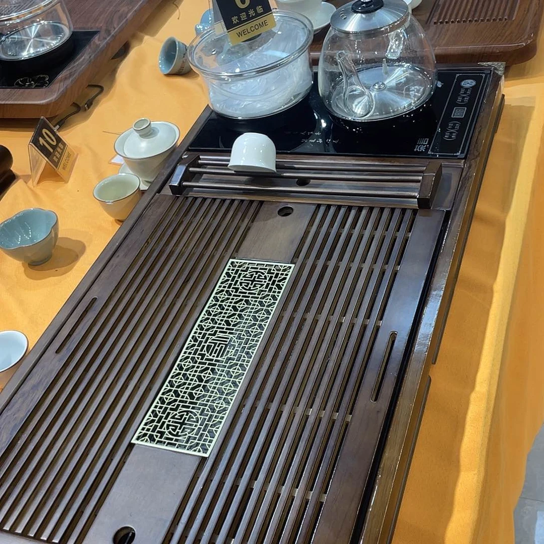 龙凤等几派代表将与他们