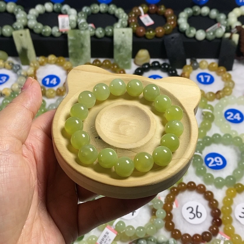 【闪购商品】蛇纹石玉手链未镶嵌芽*