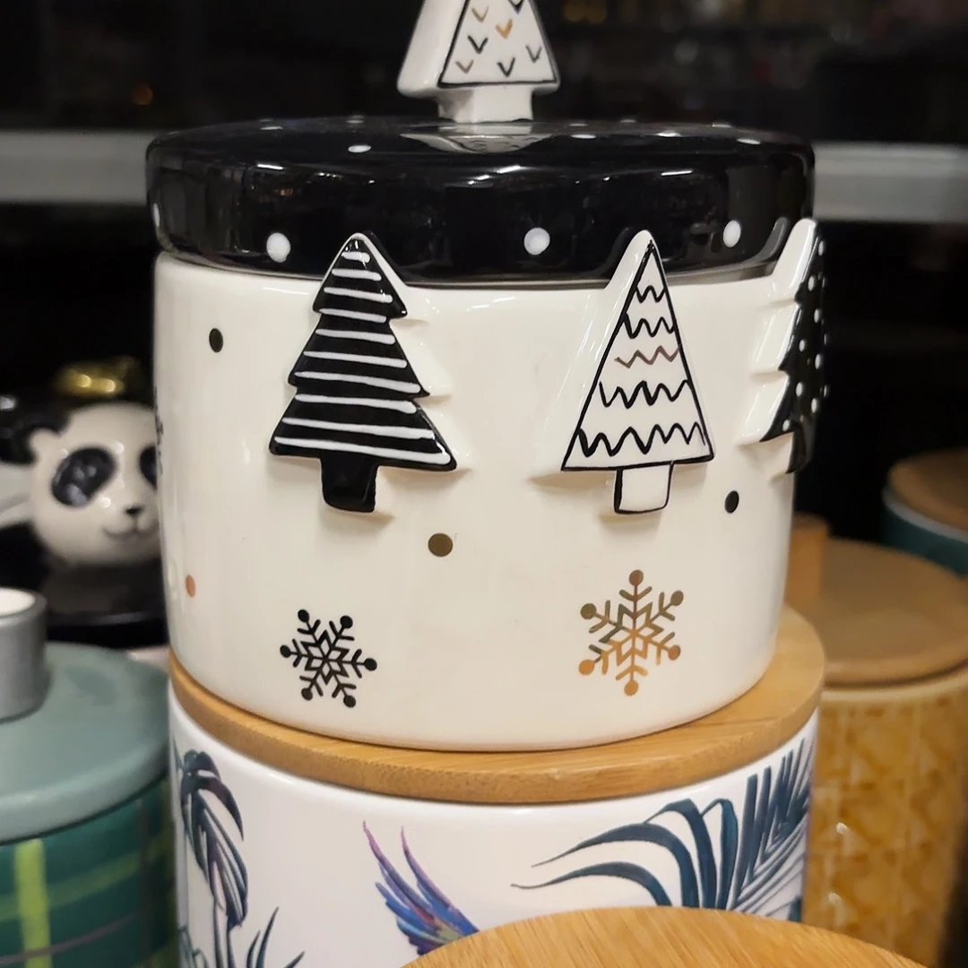 H***Y陶瓷艺术设计中心