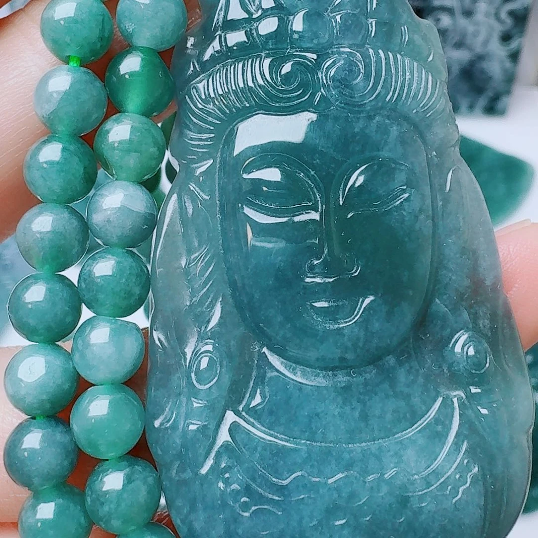 翡翠未镶嵌颈饰111