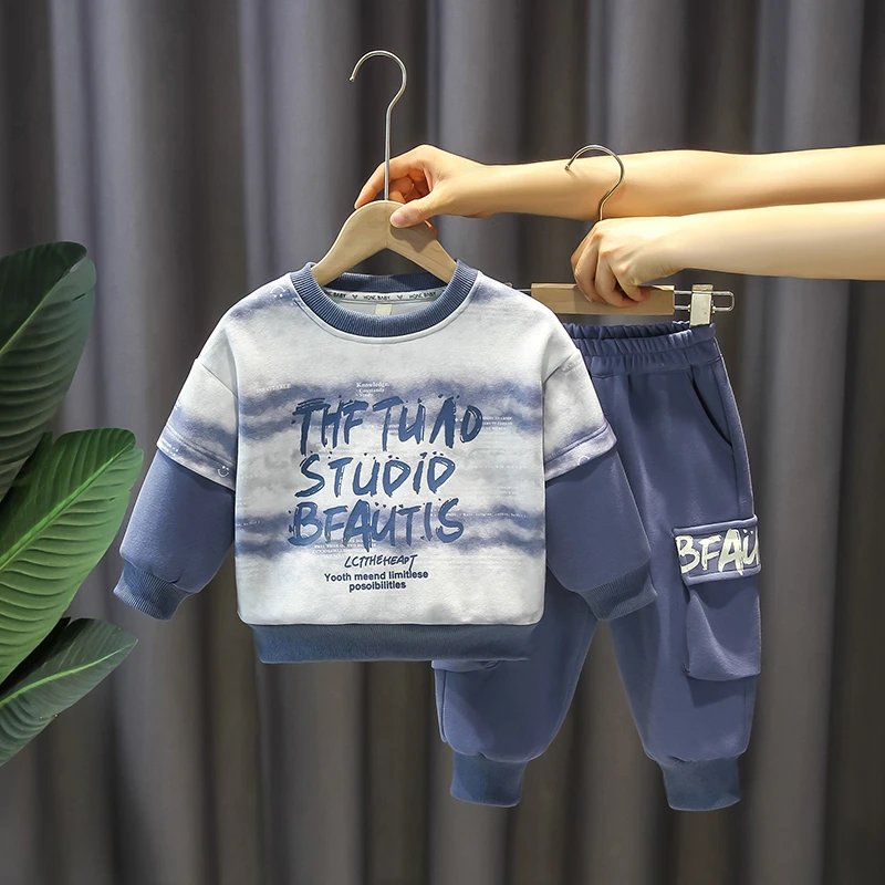 男童秋装套装痞帅儿童时髦炸街两件套宝宝春秋款洋气拼袖条纹卫衣