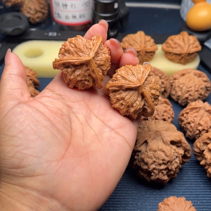 知***足吊坠文玩核桃41盘山三棱