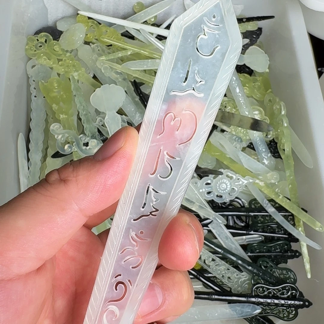美***晴蛇纹石玉未镶嵌发饰