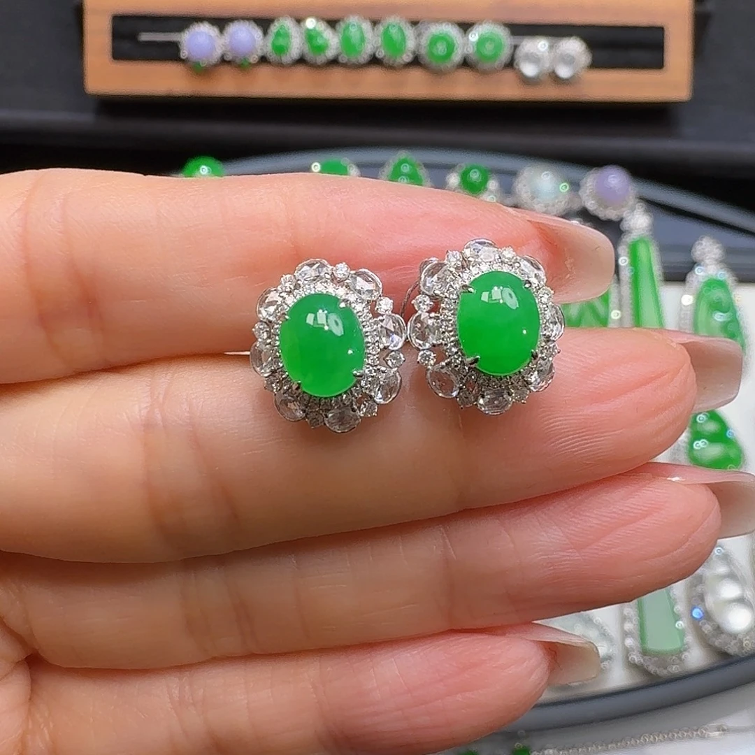 翡翠18K金镶嵌耳饰翡翠