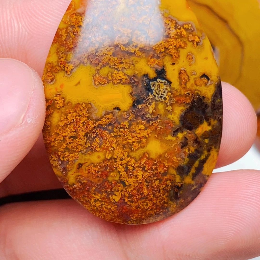 天***客未镶嵌颈饰玛瑙/玉髓