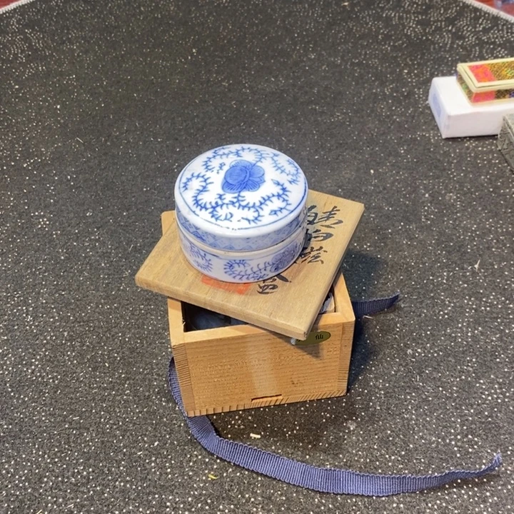雷***斋瓷片陶瓷艺术品制作工艺品