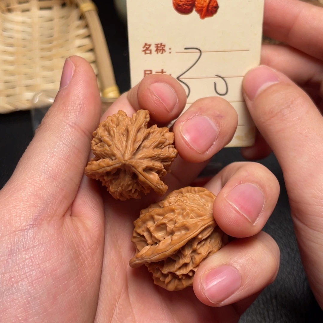 文玩核桃把件苗*宇三棱31尺30