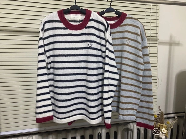 拼接条纹圆领毛针织衫毛衣长袖网红百搭宽松衫套头秋冬