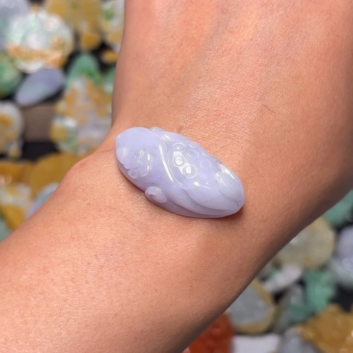 翡翠颈饰未镶嵌吊坠