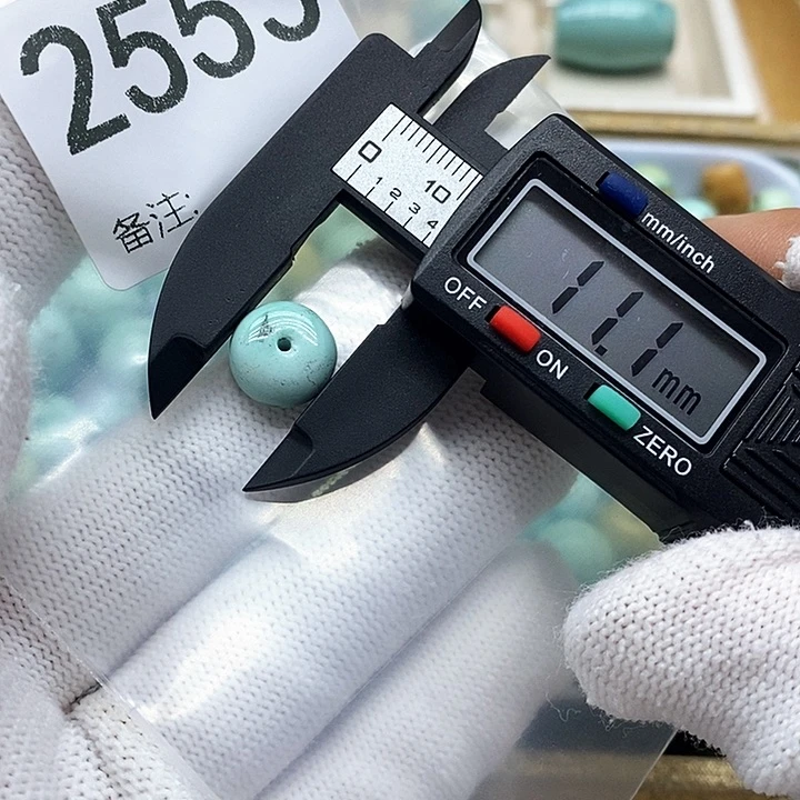 颈饰未镶嵌南红玛瑙