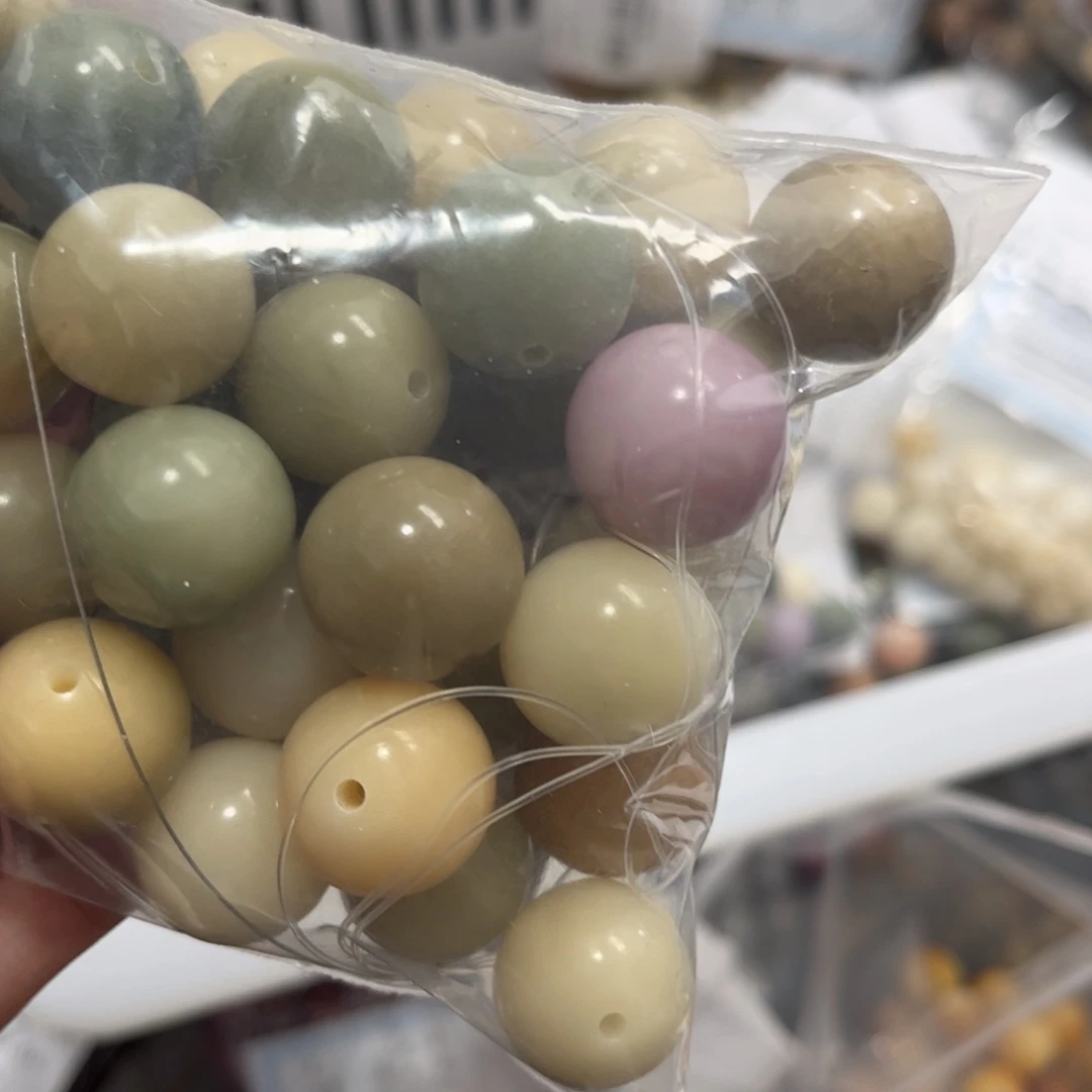【闪购商品】白玉菩提吊坠山*z/18 40青提微瑕