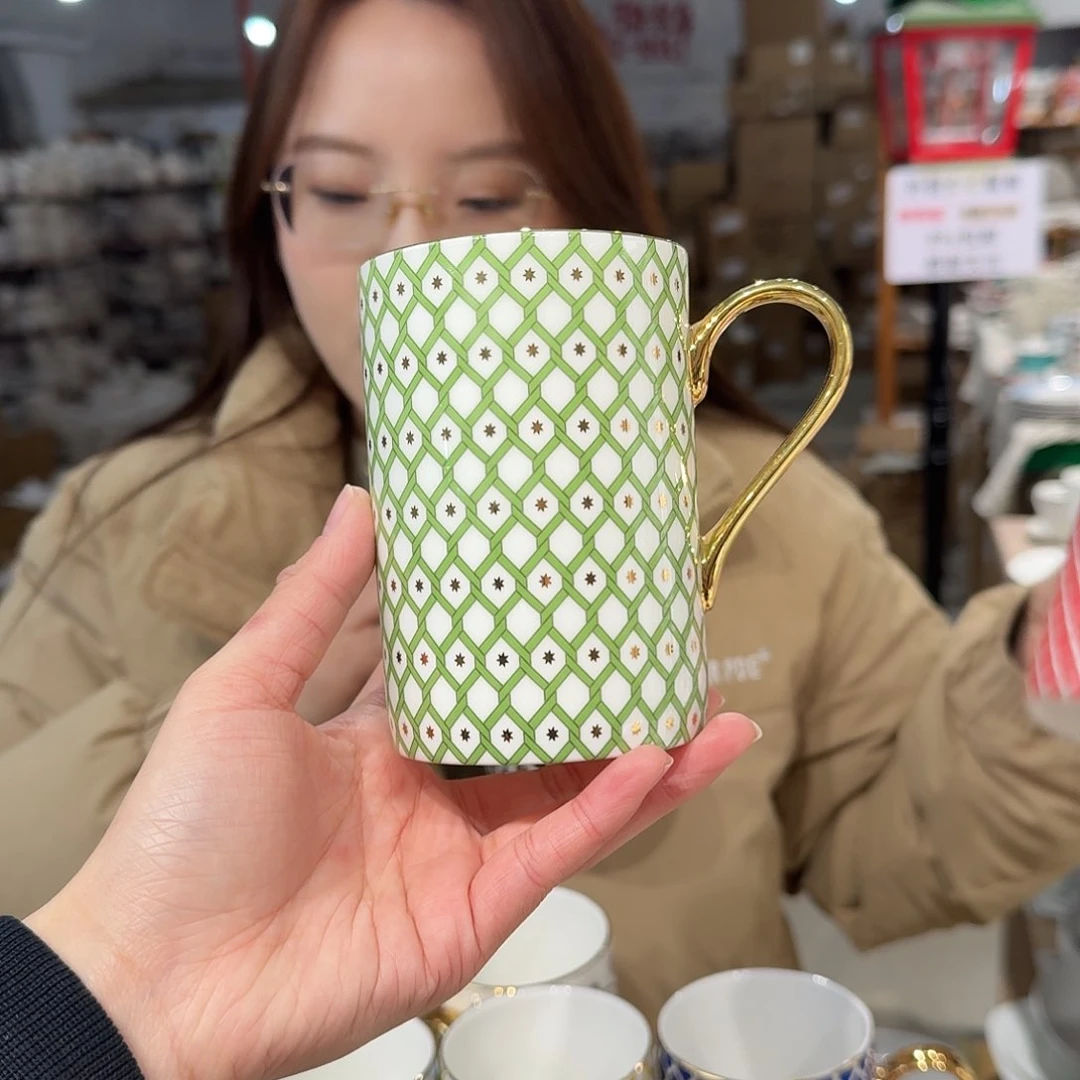 瓷鹅黄原单马克杯一个400ml微瑕