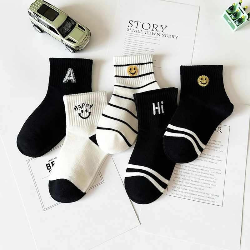 爱嘀嗒儿童袜子秋季精梳棉笑脸字母学生运动潮袜男童女童宝宝棉袜