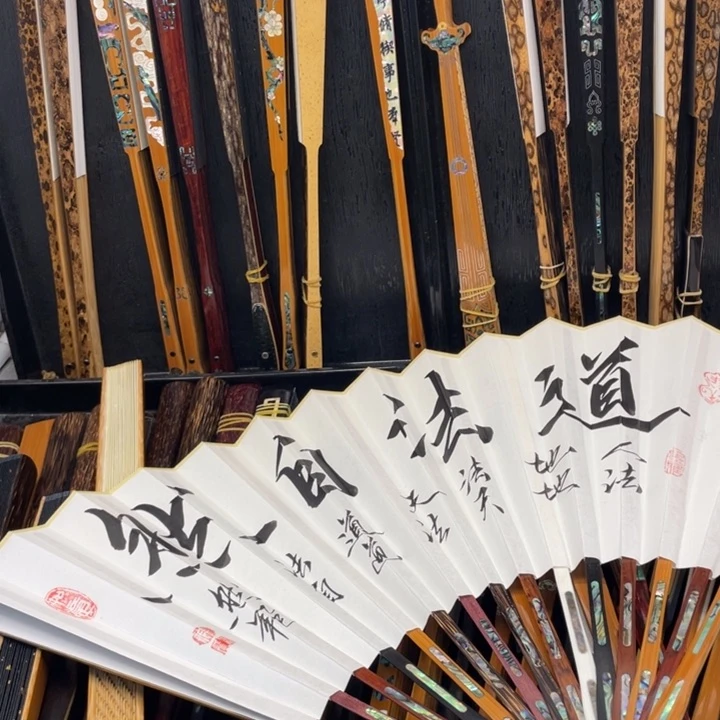 扇子鹤*了可口可乐了可口可乐