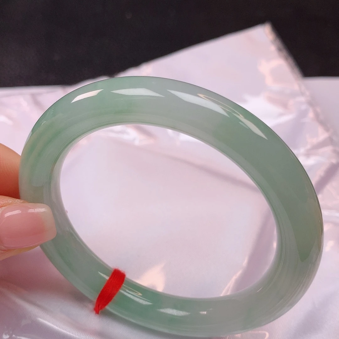 【闪购商品】未镶嵌手镯翡翠55圆条手镯