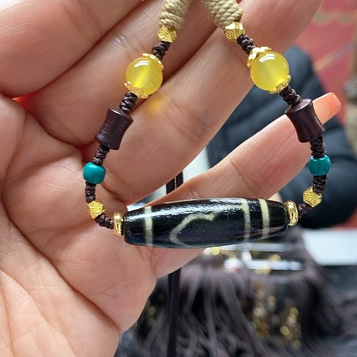 玛瑙/玉髓颈饰合金