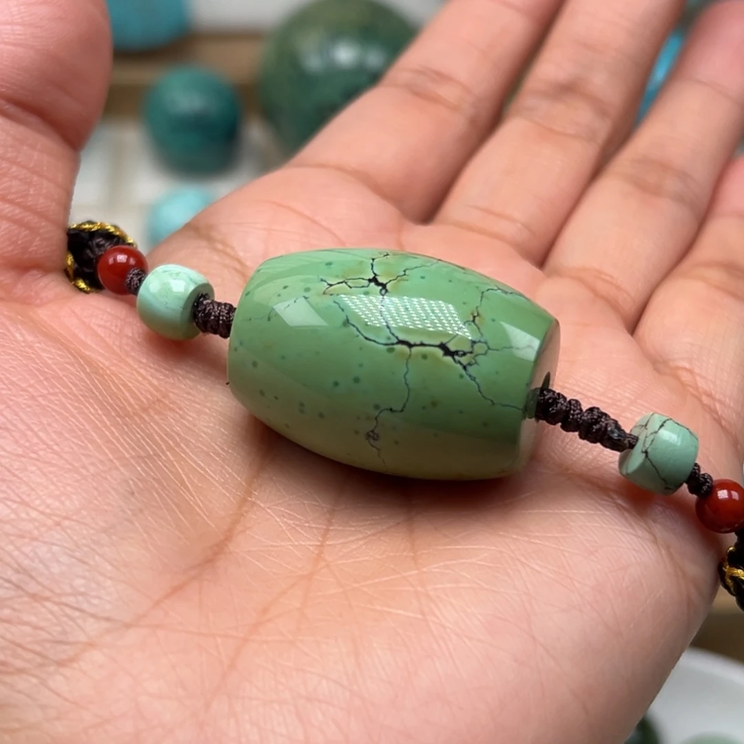 爱***谁绿松石未镶嵌珠宝奇石