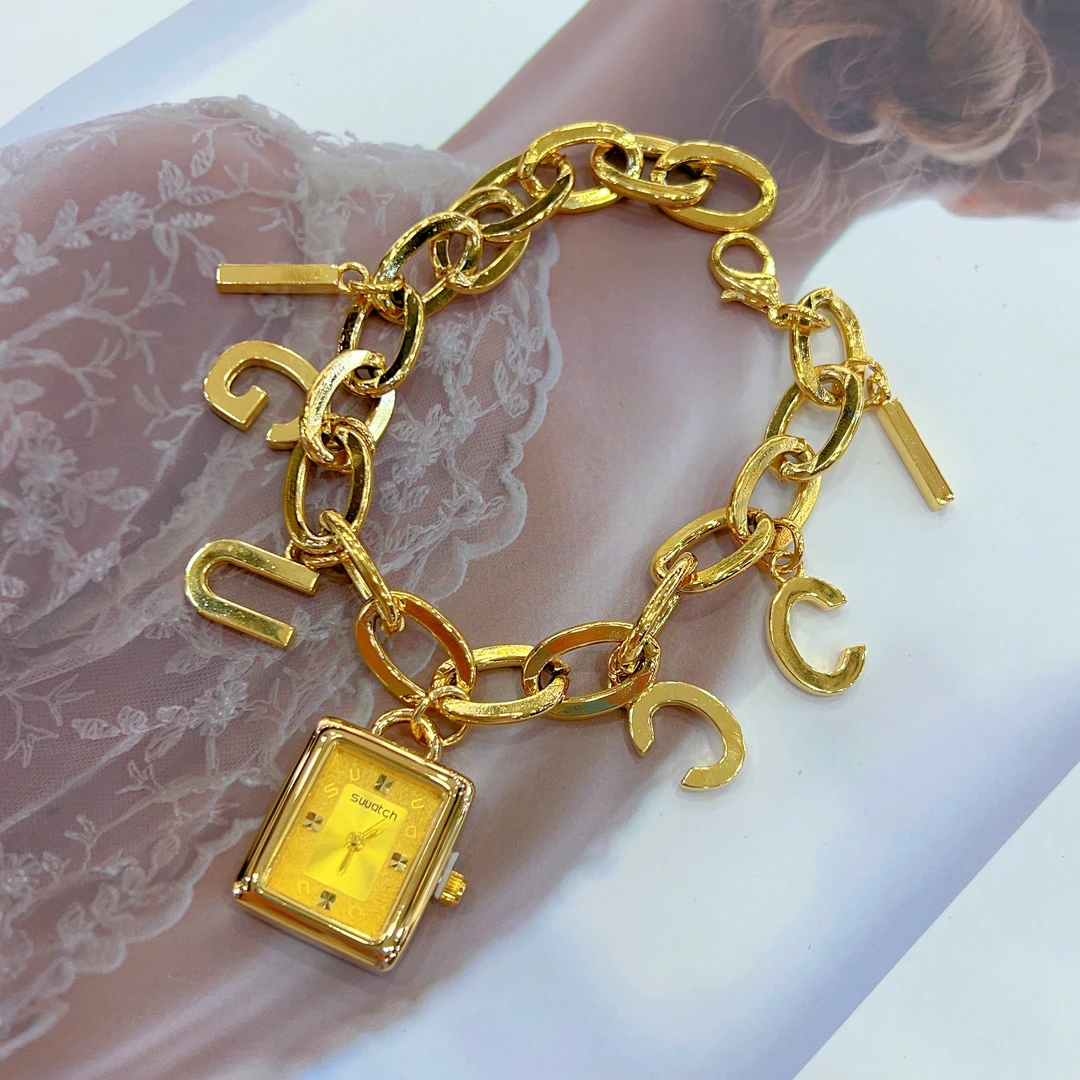 时尚新款百搭腕表女士钛钢腕表个性金色轻奢气质