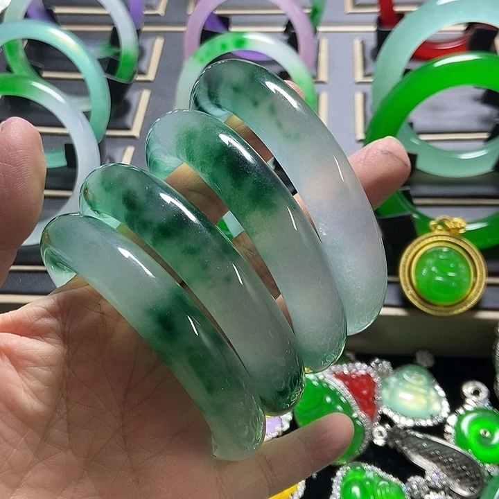 唯***足珐琅非金属绿色的小