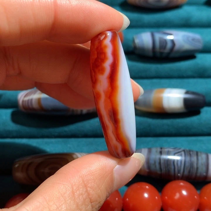 未镶嵌玛瑙/玉髓珠宝奇石