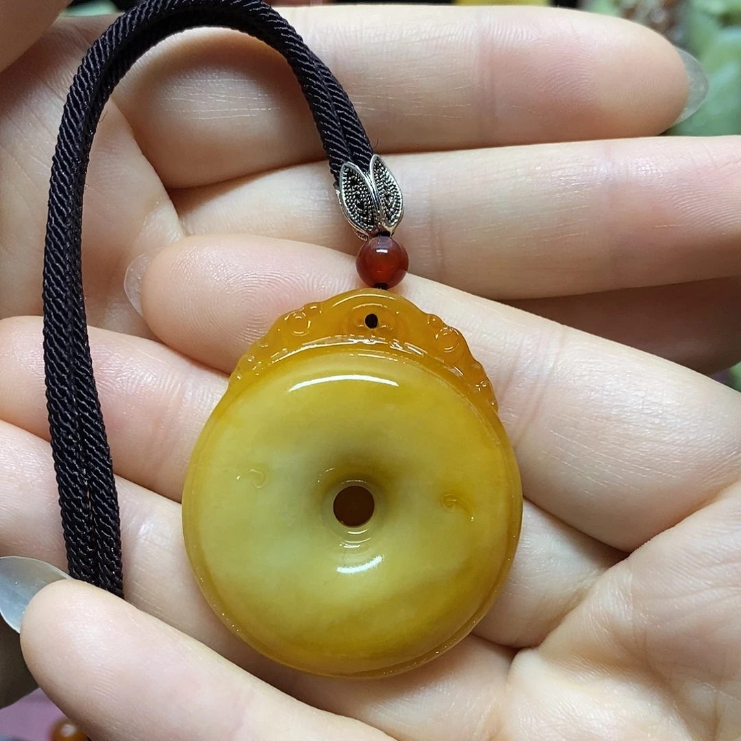 岫玉未镶嵌吊坠(赠链)