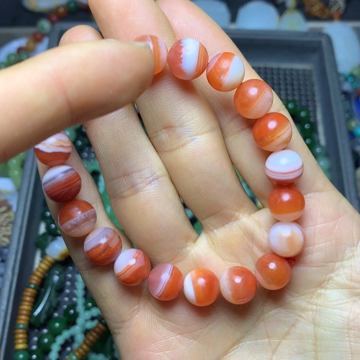 南红玛瑙未镶嵌挂件