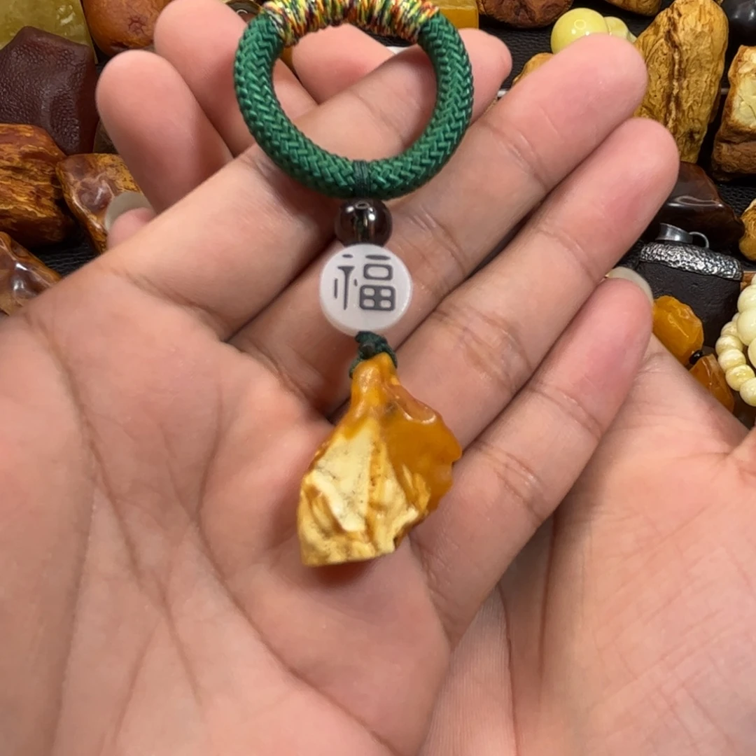 琥珀未镶嵌珠宝奇石