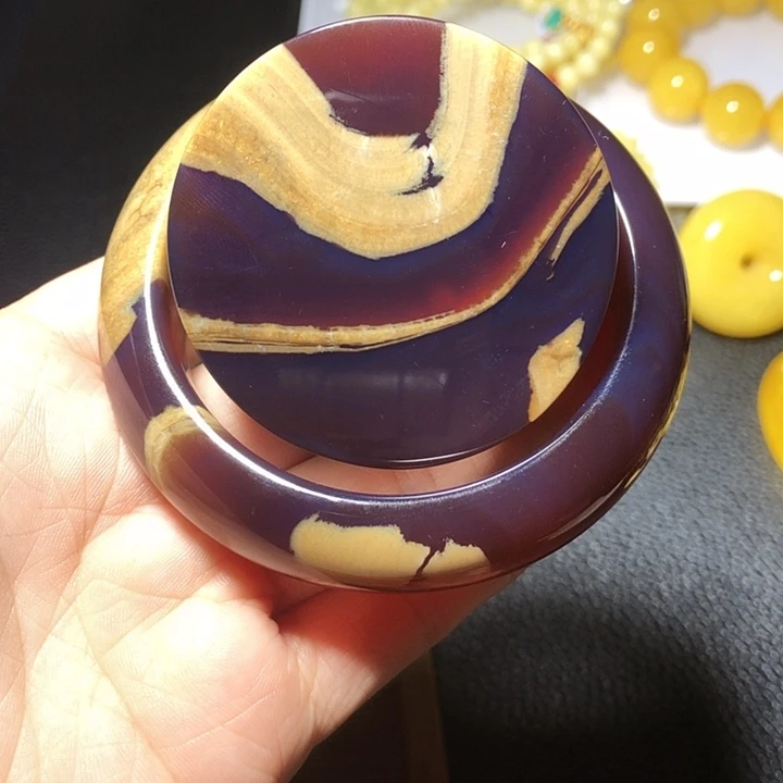 未镶嵌琥珀手镯根珀