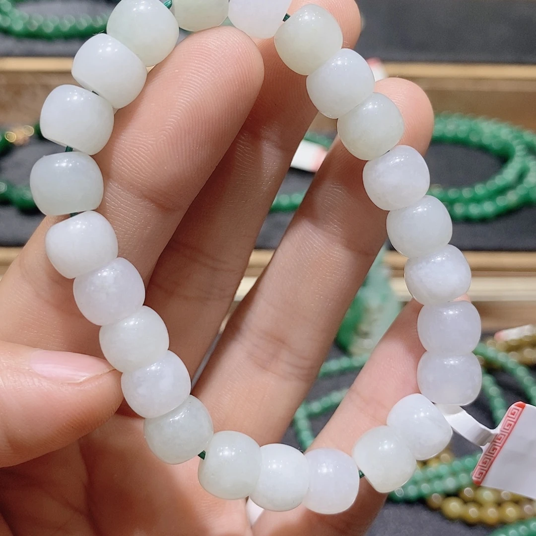 独山玉未镶嵌手串